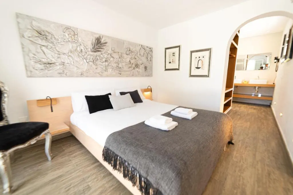 Can Martona San Antonio  0*, San Antonio (Ibiza) Spanien